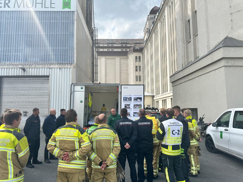 Feuerwehreinweisung bei Mühle