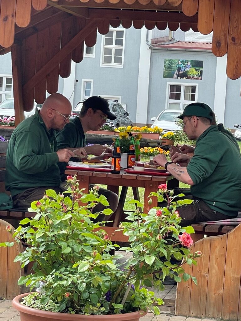 Gemeinsames Mittagessen